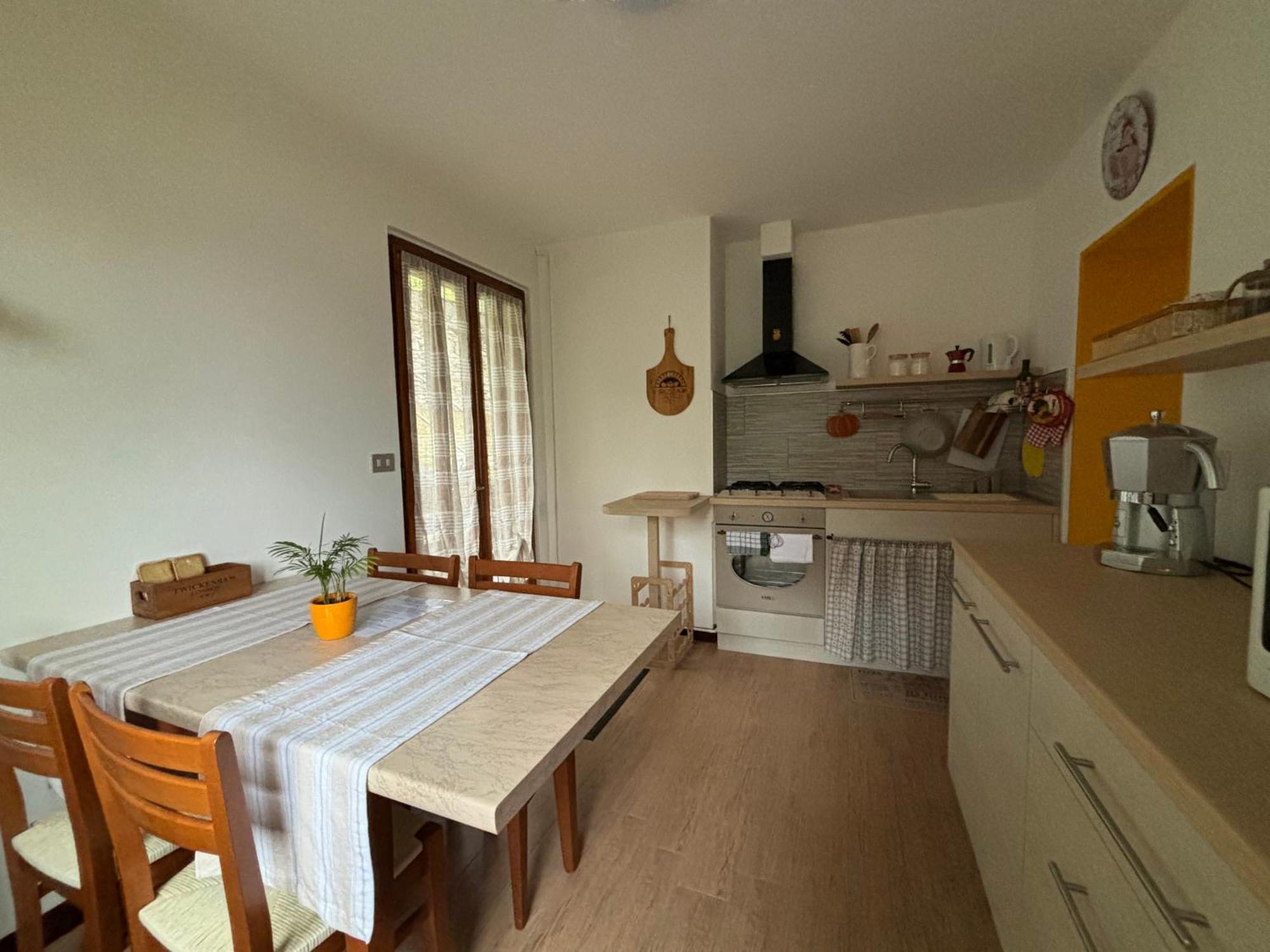 Casa Zoe Lägenhet Ameno Exteriör bild